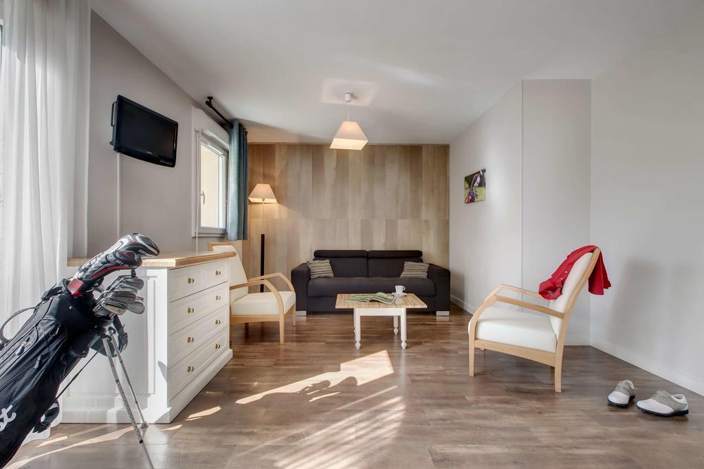 Appartements Les Ormes Epiniac Εξωτερικό φωτογραφία