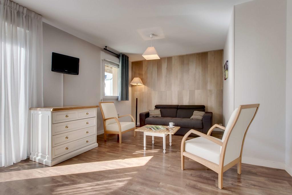 Appartements Les Ormes Epiniac Εξωτερικό φωτογραφία